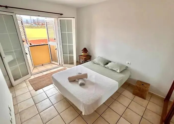 Integral Surf Yoga 3*